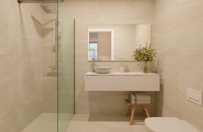 Apartment in Palmanova - Badezimmer mit Dusche