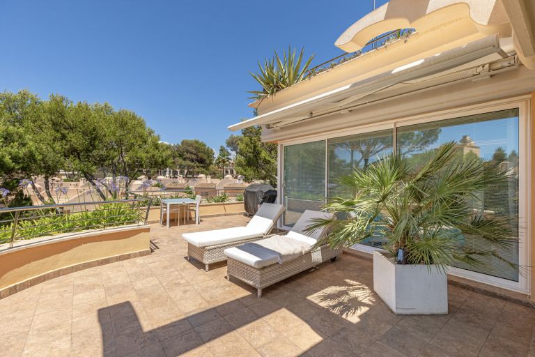 Penthouse in Santa Ponsa - Weitläufige Terrassenflächen