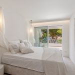 Penthouse in Santa Ponsa - Schlafzimmer mit Balkon und Bad en suite