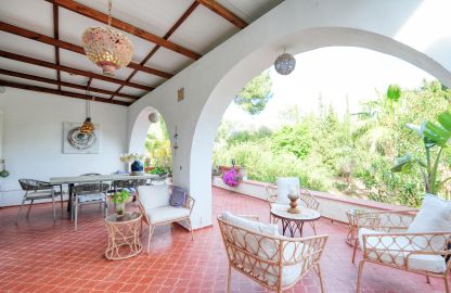 Villa in Cala Murada - Überdachte Terrasse am Eßbereich