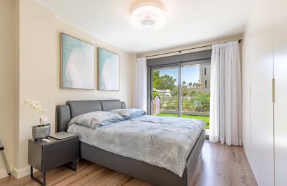 Apartment in Santa Ponsa - Hauptschlafzimmer mit Einbauschränken