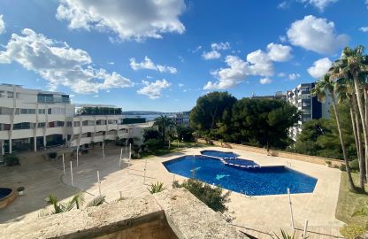 Apartment in Puerto Portals - Schöner Blick auf den Pool und das Meer