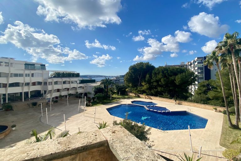 Apartment in Puerto Portals - Schöner Blick auf den Pool und das Meer