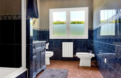 Villa in Maioris - Badezimmer mit Dusche 