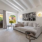 Villa in Santa Ponsa - Wohnbereich mit angenehmer Raumhöhe