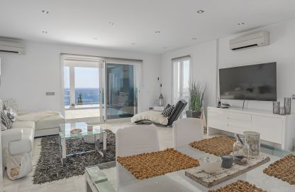 Penthouse in Cala Pi - Wohnraum mit Essbereich